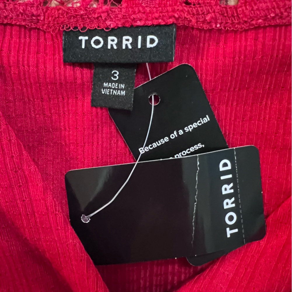 Torrid Texture Jersey Lace Yoke Surplice Long Sleeve Babydoll Top. Size 3. NWT. - Picture 3 of 13